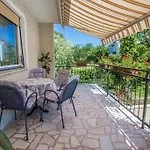 Garden View Apartment In Porec For 2 - 3 Persons